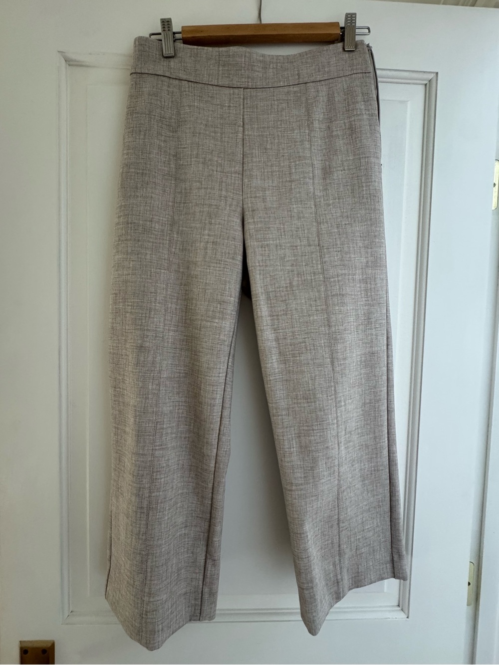 Ann Taylor Wide-Leg Dress Pants in Light Taupe Texture